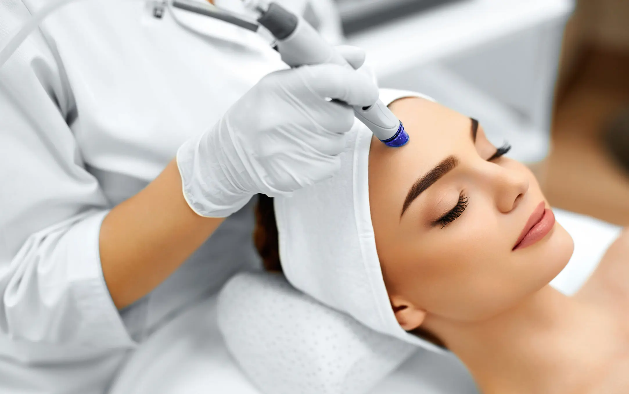 What Is Collagen Lift Therapy and How Can It Help Ageing, Loose Skin Hitchin?