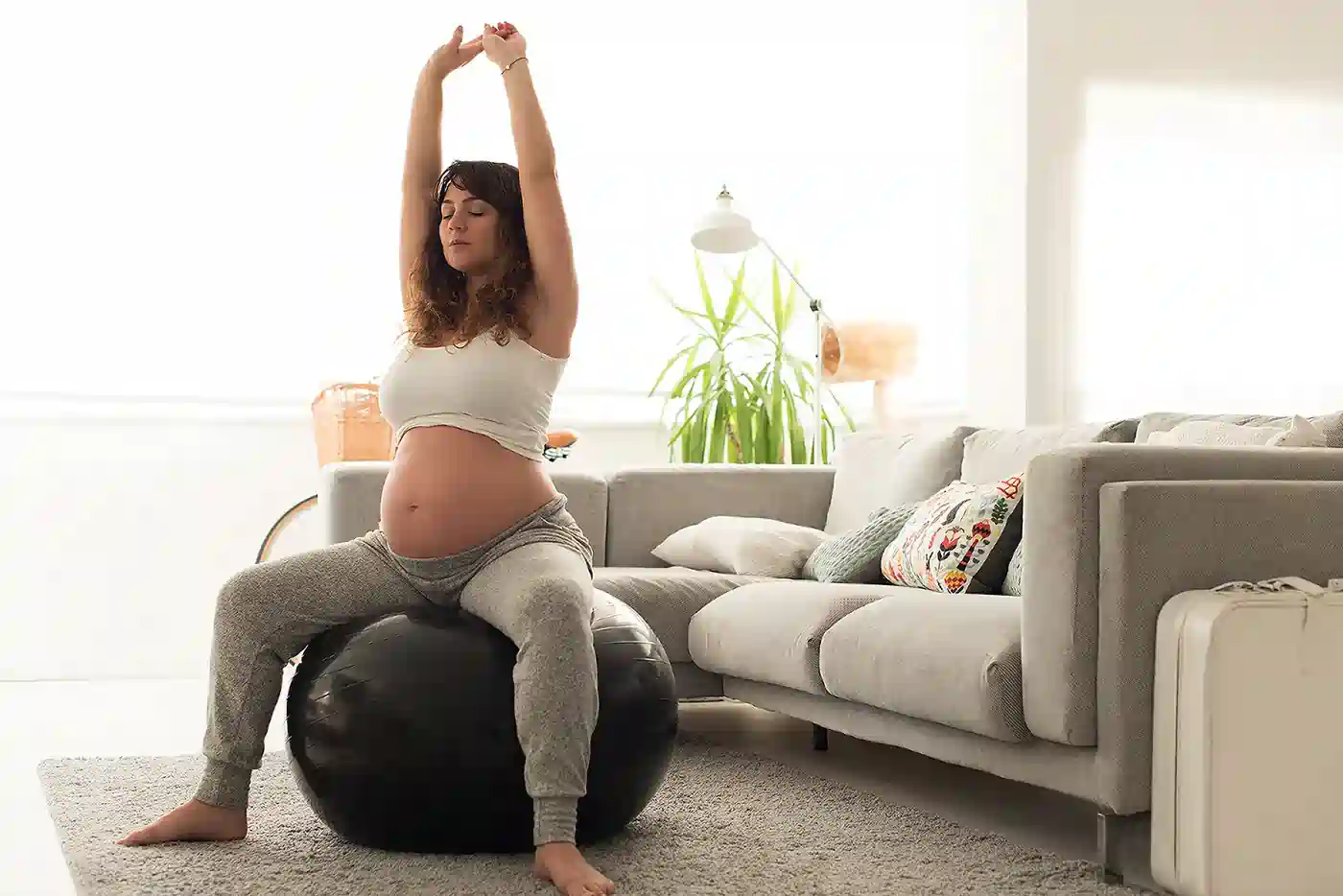 How to Support Your Core Safely During Pregnancy Hitchin